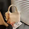 Bolsa Saco de Alta Aparência para o Dia a Dia Nova Coleção Primavera 2026 Moda Casual Bolsa de Ombro Grande Capacidade Versão Coreana Feminina