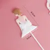 Decoración de Pastel para Mujer Rica Decoración de Goma Suave Reina Diosa Celebridad de Internet Enchufe Creativo de Cumpleaños para Fiesta de Ricos y Ricos Tarjeta