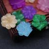 Jade de Color Pétalos de Flores Tallados diy Joyería Hecha a Mano Material Antiguo Horquilla Horquilla Paso Agitar Accesorios de Joyería Material
