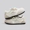 Outono 2026 Novo Estilo Alemão Sapatos Femininos Moda Retrô Versátil Leve Solado Macio Sapatos Casuais Moda Tendência MR592
