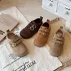 Birkenstocks Infantis da Moda 2026 Outono/Inverno Novo Estilo Sapatos Pequenos de Couro para Meninas Mocassins Retrô Solado Macio Sapatos Individuais para Bebês/Crianças