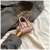 Bolso Infantil de Color Sólido, Simple y Elegante Estilo Coreano, Nuevo Bolso de Hombro Mini con Cadena, Bolso de Mano Versátil, Bolso Cruzado Ligero