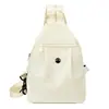 Venta al por mayor transfronteriza de mochilas pequeñas para mujer de un solo hombro y de doble hombro para exteriores, bolsos casuales, ligeros y de moda para el día a día.