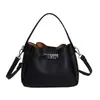 Bolso de Mano Exquisito de Gama Alta, Bolso Cubo de Moda para Mujer, Nuevo Modelo 2026, Bolso Cruzado Versátil para el Día a Día, Bolso Tote Pequeño Súper Popular