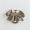 2026 Ropa Infantil Coreana Bebé Nuevo Estilo Otoño Mameluco Niña Bloque de Color Cuello de Encaje Estilo Mori Algodón a Cuadros Body con Broches en la Entrepierna