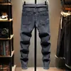 Jeans Grises de Bolsillo Inclinado para Hombre, Nuevos Jeans Cigarrillo Elásticos Ajustados para Otoño 2022, Jeans Versátiles Casuales de Moda para Hombre