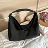 2026 Bolsa de Mão de Nylon Simples e Elegante, Bolsa de Ombro Fashion com Grande Capacidade, Bolsa de Axila Casual para o Dia a Dia Simples e Leve