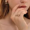 Anillo de racimo de fuegos artificiales evanescentes de marco fijo, diseño de nicho para mujer, lujo ligero, sentido de alta gama, anillo ajustable de diamantes