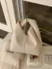 Bolso de Mano Casual y Sencillo, Bolso Tote Estilo Fresco Otoño e Invierno 2026 con Asa Retorcida, Bolso Versátil para Teléfono para el Trabajo