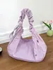 Bolso bandolera de color liso estilo retro japonés con correa de hombro plisada, simple y elegante, con un encanto de hada, hecho de nailon y diseñado para llevarse debajo del brazo