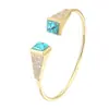 Nova moda temperamento de luxo leve cravejado com zircônia pulseira aberta requintada feminina Diário versátil requintada doce fria pulseira
