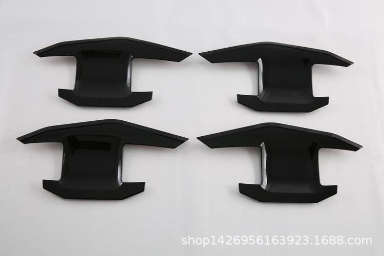 M黑 (4).jpg