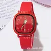 Reloj para Mujer de Comercio Exterior Más Vendido, Estilo Universitario, Reloj Cuadrado Moderno y Casual, Reloj Versátil y Sencillo para Mujer al por Mayor