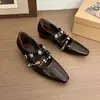 Zapatos Mary Jane de Moda con Punta Cuadrada Cruzada y Adorno de Perlas, con Aumento Interno de Altura y Tacón Grueso para Mujer