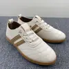 Comercio Exterior Wholesale Zapatos de Hombre 2026 Primavera y Otoño Nuevo Estilo con Cordones Suela Suave Slip-On Zapatos de Hombre Impermeables Casual de Negocios Zapatos de Cuero