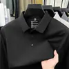 Camisa polo de manga comprida com forro de fleece sem costura para homens, novo estilo outono 2026, gola de lapela, cor sólida, camiseta casual básica para homens