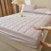 Lençol de Cama Acolchoado Cor Sólida Classe A Luxo Leve Algodão Puro Estilo Japonês Simples Protetor de Colchão Simmons Cobertura de Cama 100% Algodão Conjunto de 3 Peças