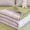 Colcha impresa de algodón lavado de terciopelo de leche 2026 para uso doméstico, con un estampado floral fresco y delicado, y es reversible para usar por ambos lados, lo que la hace suave para la piel
