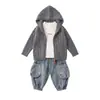 Conjunto de tres piezas súper elegante para niño de otoño e invierno: suéter de punto para niños pequeños, pantalones de chándal forrados de polar para bebés, ropa infantil coreana