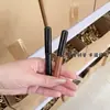 Pincel de Labios con Pelo de Cola de Lobo Amarillo y Cabeza Redonda para Brillo de Labios y Difuminado de Labios, Pincel de Labios Profesional con Tapa, Portátil y de Doble Uso para Corrector