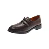 Mocasines Británicos de Velcro para Mujer 2026 Otoño Nuevos Retro Commute Zapatos Pequeños de Cuero Suela Suave Boca Baja Zapatos de Una Sola Pieza