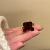 Anillo Apilable de Perlas Oso Crema para Mujer 2025 Nuevo Lindo Anillo de Otoño e Invierno Diseño de Nicho Anillo Único para el Dedo Índice