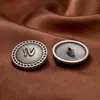 Botones Metálicos Estilo Chanel Vintage al por Mayor para Fabricantes con Acabado de Alta Gama, Botones para Traje Estilo Británico, Botones para Abrigo, Botones de Coser a Mano