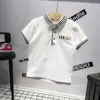 Fornecedor de micro-roupas infantis verão 2019 nova camiseta versátil de cor sólida com lapela C78029 calça A70041