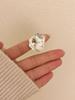 Anillo Francés Retro con Forma de Concha Especial Asimétrico Hecho a Mano Diseño Nicho Dulce e Interesante Elegante Exagerado para Apilar