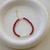 Collar Barroco de Perla de Agua Dulce y Ágata Roja con Tira Plateada de Una Sola Palabra Cadena para Clavícula Pulsera de Perlas de Acero de Titanio para el Temperamento Femenino Celebridad de Internet