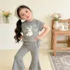 Conjunto de Calça Flare Dopamina para Meninas com Camiseta de Manga Curta, Calça Longa Fina de Verão, Estilo Elegante e Doce para Crianças Pequenas do Jardim de Infância