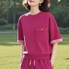 Moda Esportiva Casual e Estilosa de Verão 2025 Gola Redonda Vermelho Rosa Contrastante Branqueador Conjunto Casual de Duas Peças