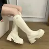 Botas marrons, botas slim estilo britânico, botas da moda, botas curtas plissadas estilo retrô de sola grossa para mulheres com fivela de cinto e design estilo calça 2026