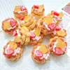 Acessórios de Resina para Simulação Comendo e Brincando Morango Laranja Creme Bolo Capa de Celular DIY Sapato com Buraco Grampo de Cabelo Pingente Pingente