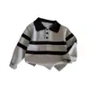 Suéter para Niños 2025 Otoño Nuevo Estilo Niño Bebé Cuello Polo Moda Versátil Rayas Tejido Camisa Top Chaqueta Tendencia