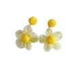 Brincos de flor dopamina estilo férias para mulheres, doces e versáteis para o verão, feitos de chiffon leve como plumas