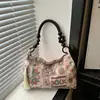 2026 Nuevo Bolso de Hombro de Verano de Alta Gama Bordado para Mujer, Versátil y Elegante, con Parches Creativos
