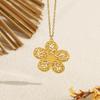 Moda para Viajes Transfronterizos Cadena para Clavícula de Acero Inoxidable con Textura de Flor Hueca Oro de 18K No se Desvanece Collar Versátil Venta al por Mayor