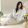 Pijama de Algodão Puro para Outono Que Pode Ser Usado Fora, Estilo Casual com Gola Reversível, Corte Solto com Bolsos, Conjunto de Duas Peças de Homewear 100% Algodão Feminino