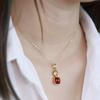 Collar de tesoro con diseño de cuadros geométricos de minería en caliente transfronteriza europea y americana para mujer, cadena de clavícula con gemas bicolores de plata S925, personalización de lujo ligera