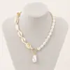 Collar de concha tejido a mano para mujer con colgante de perla barroca con forma de estilo vacacional de playa transfronterizo europeo y americano que combina con todo