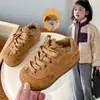 Sapatos de Algodão para Crianças 2025 Inverno Novo Sapatos de Pão para Crianças Botas Quentes de Algodão para Meninas Botas de Neve para Meninos com Forro de Fleece