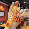 Chaveiro 3D de basquete em PVC para mercadorias esportivas transfronteiriças, pequeno pingente para decoração de mochila de meninos, presente de competição