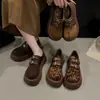Sapatos Femininos Single para Pessoa Preguiçosa 2026 Outono Novo Versátil Sola Grossa Mocassins Casuais Feios Fofos Sapatos Single Tendência Feminina