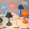 Nueva Lámpara de Escritorio Estilo Europeo para Dormitorio, Lámpara de Noche DIY Crema de Lujo Ligero, Lámpara Decorativa Creativa de Celebridad de Internet Princesa, Lámpara de Noche Táctil