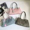 Bolso de mano retro de gran capacidad transfronterizo para mujer, nuevo bolso de moda simple para mujer, bolso de hombro para el antebrazo para el trabajo para mujer