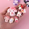 Accesorios de Resina para Manualidades de Dibujos Animados Kuromi Gato Funda para Teléfono Pegatinas de Pegamento Cremoso Pasadores para el Cabello Decoraciones para Zapatos Materiales de Accesorios para Manualidades