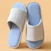 Pantuflas para Mujer 2026 Nuevas de Primavera y Otoño para Interiores de Pareja Antideslizantes Dulces Silenciosas Simples Cómodas para el Hogar