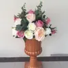 Flor artificial estilo europeo en forma de bola diseño de escenario de boda guía de camino flor columna romana columna cuadrada portavelas decoración de mesa flor de seda flor artificial
