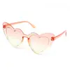 Nuevas Gafas de Sol Europeas y Americanas Transfronterizas de Amor para Niños Lindo Corazón de Melocotón Súper Lindas Gafas de Sol Degradadas para Bebé Venta al por Mayor
